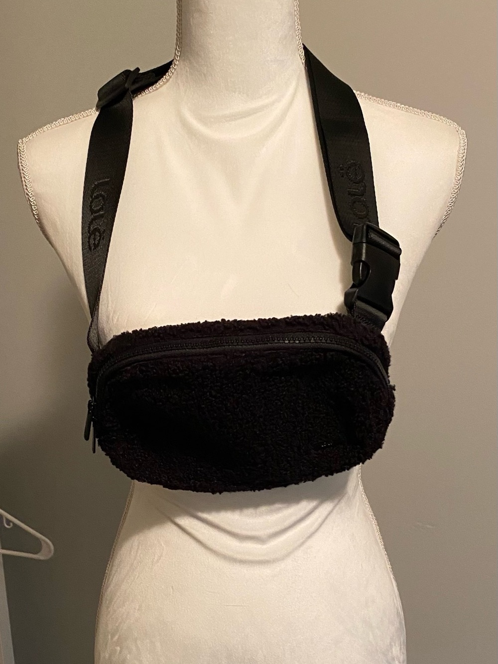 Black Sherpa Crossbody Waist Bag by Lole Good Condition